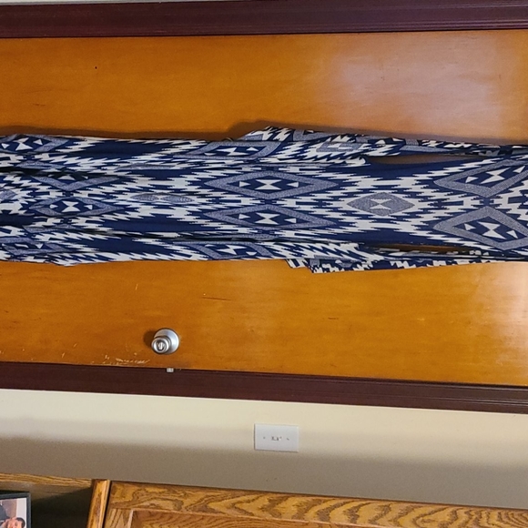 Duster - Picture 4 of 5